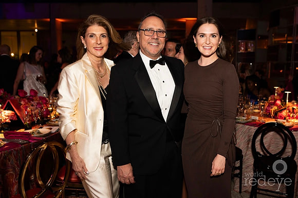 Alex Villoch, Cesar Mendoza, & Julia Quinn
