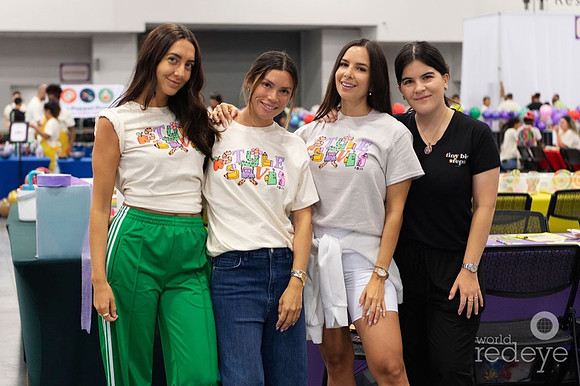 Ashley Attianese, Sari Martelo, Melissa Ibañez, & Pili Muñoz