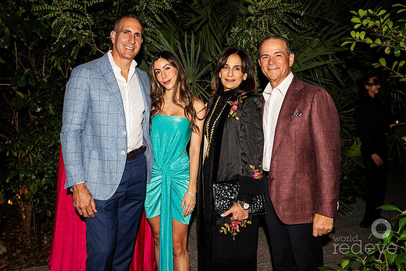 Eric Vainder, Sara Vainder, Maite Adams & Alex Adams