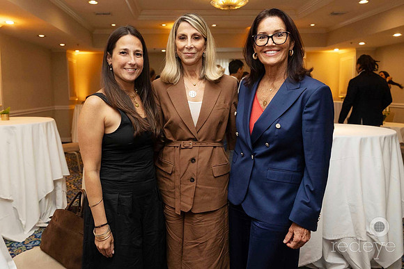 Daniella Smith, Anabella Smith, & Amy Donner