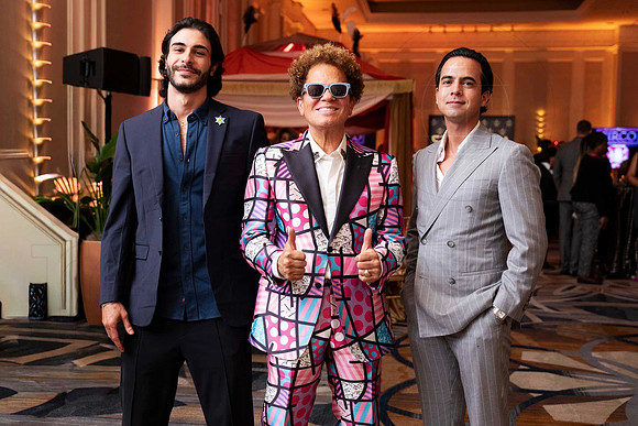 Ben Rey, Romero BRITTO, & Lucas Vidal