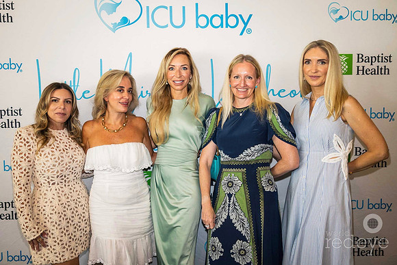 Whitney Salazar, Angelique Kouris, Beth Simonton, Jennifer Keller, & Zoe Leinoff