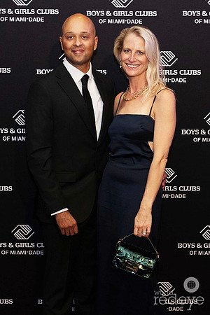 Adrian & Taylor Tilley