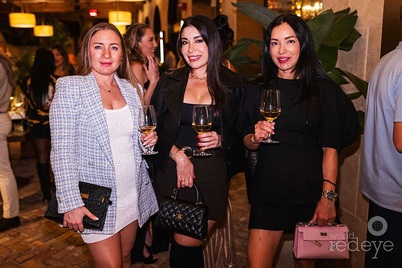 Maryna Tkachenko, Stacy Tompkins & Yvonne Rosemeier