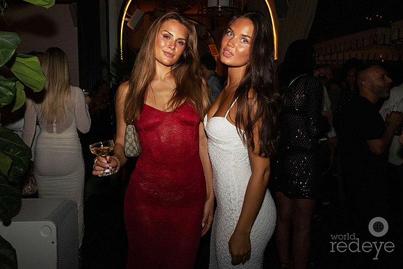 Jenna Nevrin & Valentina Saga