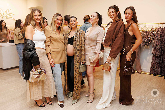Erica Fieldman, Sarah Paris, Sarah Akiba, Susanne Birbragher, Brittany Hazan, & Rose Litkowski
