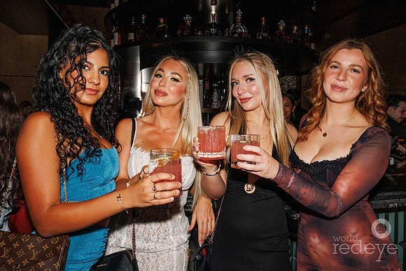 Ana Reuthebuck, Kassandra Reaume, Jaeda Reaume, & Julia Gates