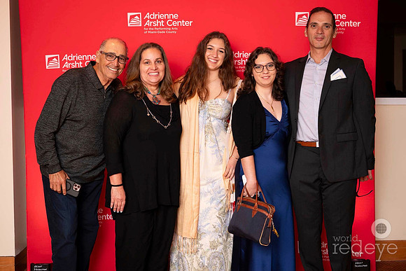 Daniel Azoulay & Chrissy, Adriana, Ariella, & Yaniv Jacobson