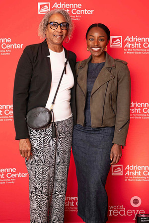 Jennifer & Jasmin Grant