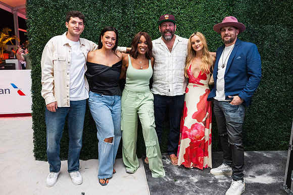 Nick DiGiovanni, Ashley Graham, Gayle King, Bert Kreischer, Samantha Schnur, & Matt Kuscher2