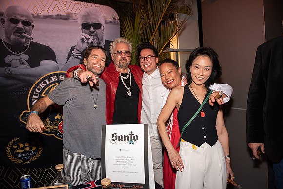 Chef Marcel Vigneron, Guy Fieri, Chef Viet Pham, Chef Leanne Wong & Chef Shirley Chung-4
