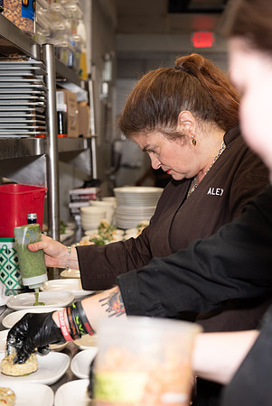 Chef Alex Guarnaschelli-1