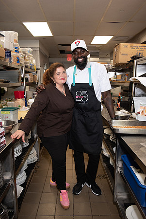 Chef Alex Guarnaschelli & Chef Eric Adjepong-4