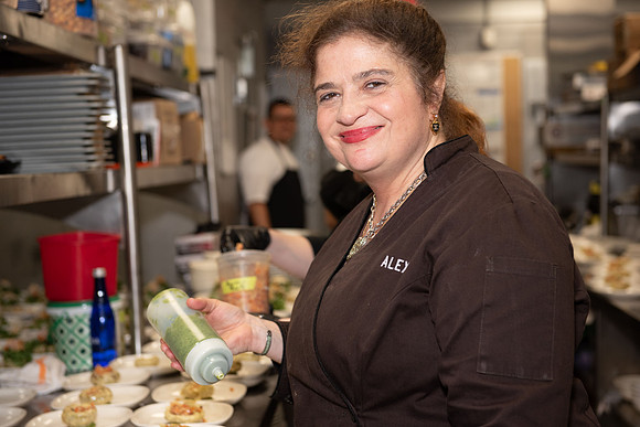 Chef Alex Guarnaschelli-11
