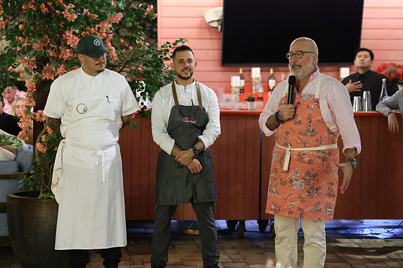 Nando Chang, Jean Delgado, & Andrew Zimmern speaking25