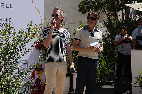 Neil Patrick Harris & David Burtka speaking32