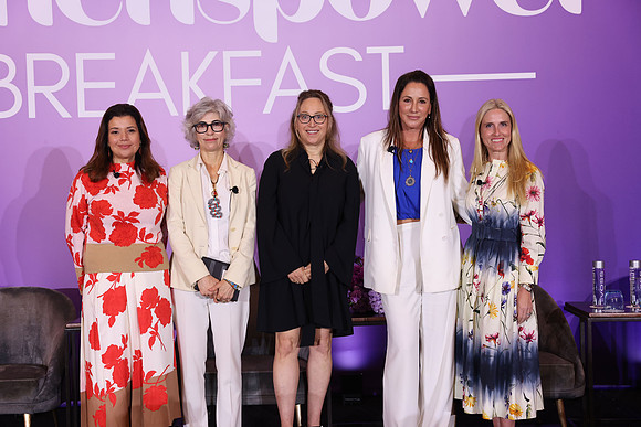 Ana Navarro-Cardenas, Lesley Goldwasser, Jackie Soffer, Diana Stobo, & Sarah Wetenhall7