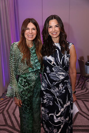 Gisela Lowenstein & Dayssi Olarte de Kanavos3