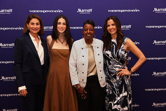 Jennifer Valoppi, Sophia Kanavos, Susan Simmons, & Dayssi Olarte de Kanavos3
