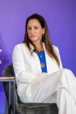 Diana Stobo