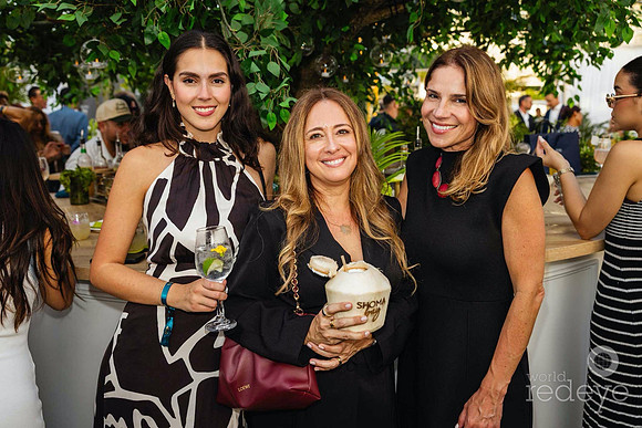Daniela Mora, Erika Contreras, & Aimee Uriarte