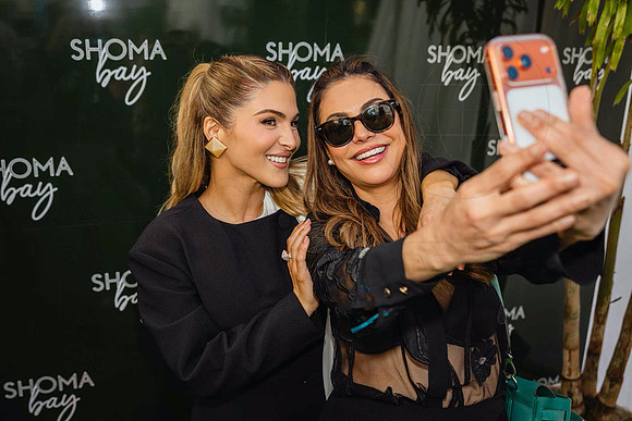 Stephanie Shojaee & Adriana Demoura