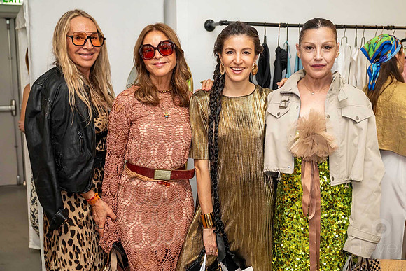 Annie Valdivia, Irma Martinez, Dani Gomez Ortigoza & Angeles Almuna