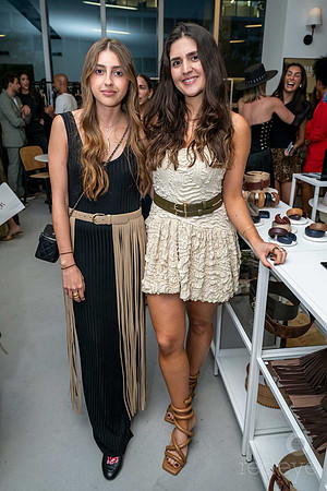 Manuela Cordovez & Antonia Villegas