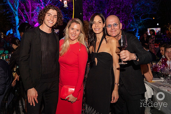 Cameron Carani, Munisha Underhill, Dayna Novenstein & Todd White