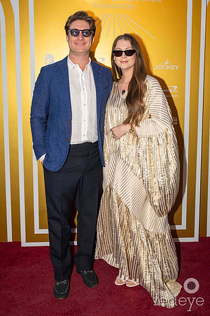 Alexander Hurst & Dianna Cohen