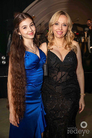 Bea Marie Corral & Zuzana Corral