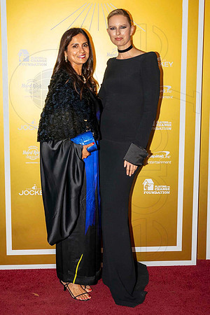 Salma Merchant Rahmathulla & Karolina Kurkova