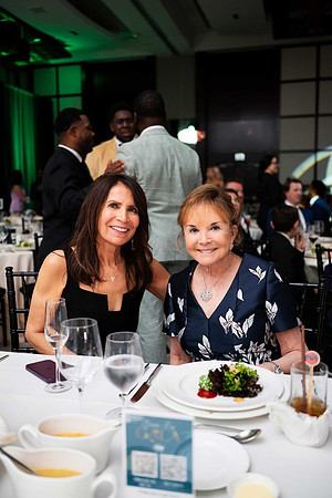 Migna Sanchez Llorens & Swanee DiMare