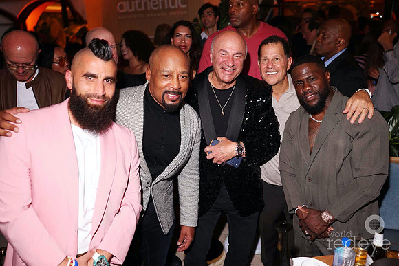 Robert Rivani, Daymond John, Kevin O'Leary, Jamie Salter, & Kevin Hart