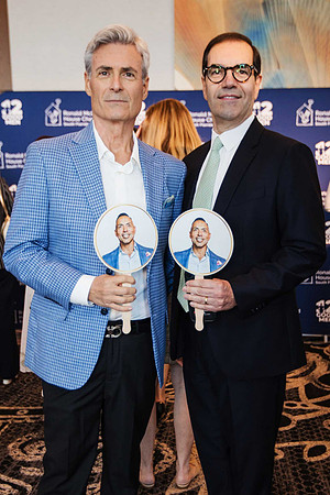Victor Vianello & Joseph Cross