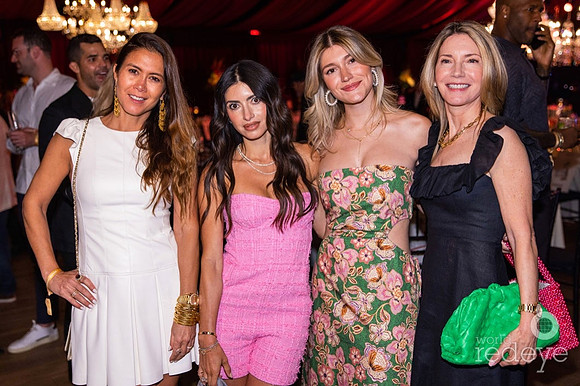 Nina Miguel, Giordana Vogel, Eli & Vivian Cabrerizo