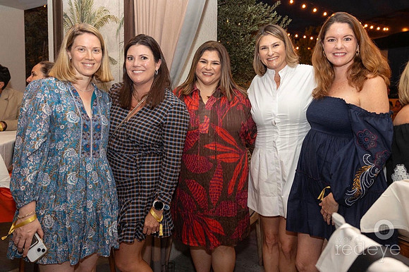 Cia Mackle, Meredith Kallaher, Samantha Murphy, Vanessa Patience, & Crissi Courtney