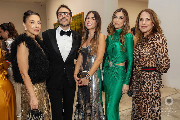 Carolina Gomez, Guillermo & Maria Alejandra Pardo, Isabelena Octavio, & Marina Gomez