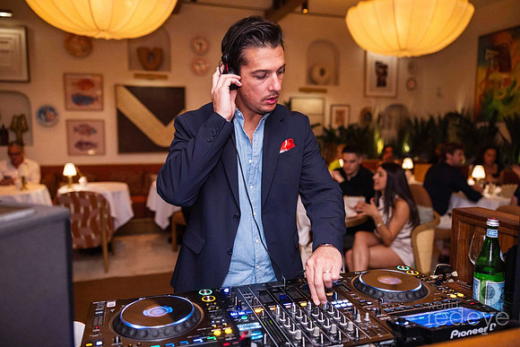 DJ Leone