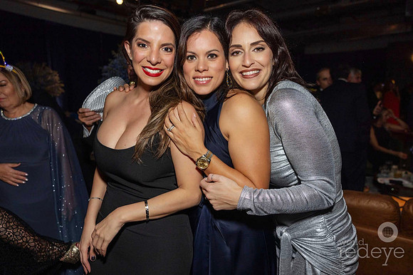 Andrea Papaterra & Carolina Capriles