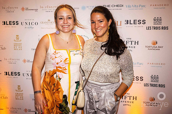 Olivia Cowden & Stephanie Mariotti