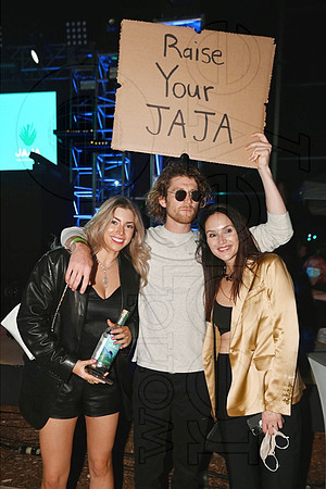 Lindsey Goldberg & Dude With Sign