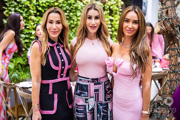 Mariann Marinberg, Regina Tseikhin, & Karina Font