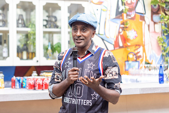 Chef Marcus Samuelsson speaking-1