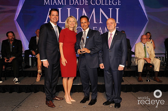 Bernie Navarro, Julie Grimes, Luis Machado, & Eduardo J. Padrón