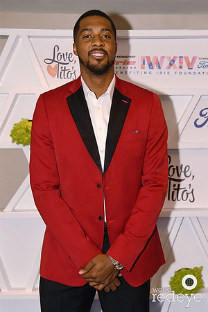 Derrick Favors