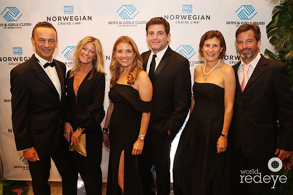 Thomas & Karen Reuther, Daphne & Jeff Martino, Jane & Alex Barrellier
