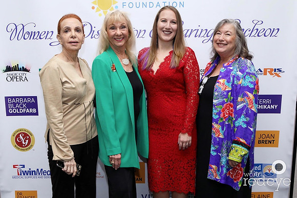 Linda Ray, Marlene Berg, Kristyn & Nancy Schwartz