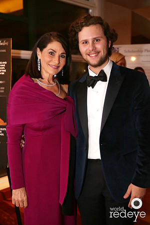 Jennifer Valoppi & Jordan Valoppi Berdouare