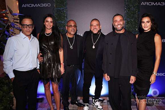 Yanni Einhorn, CC & Hai Waknine, David Einhorn, David & Isabela Grutman